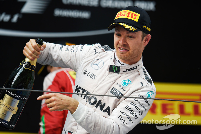 Podyum: kazanan Nico Rosberg, Mercedes AMG F1 Takımı