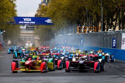 Lucas di Grassi, ABT Schaeffler Audi Sport, und Sam Bird, DS Virgin Racing Formula E Team