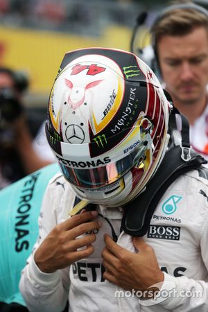 Lewis Hamilton, Mercedes AMG F1 on the grid