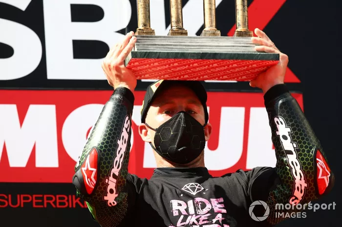 Podio: Ganador Jonathan Rea, Kawasaki Racing Team