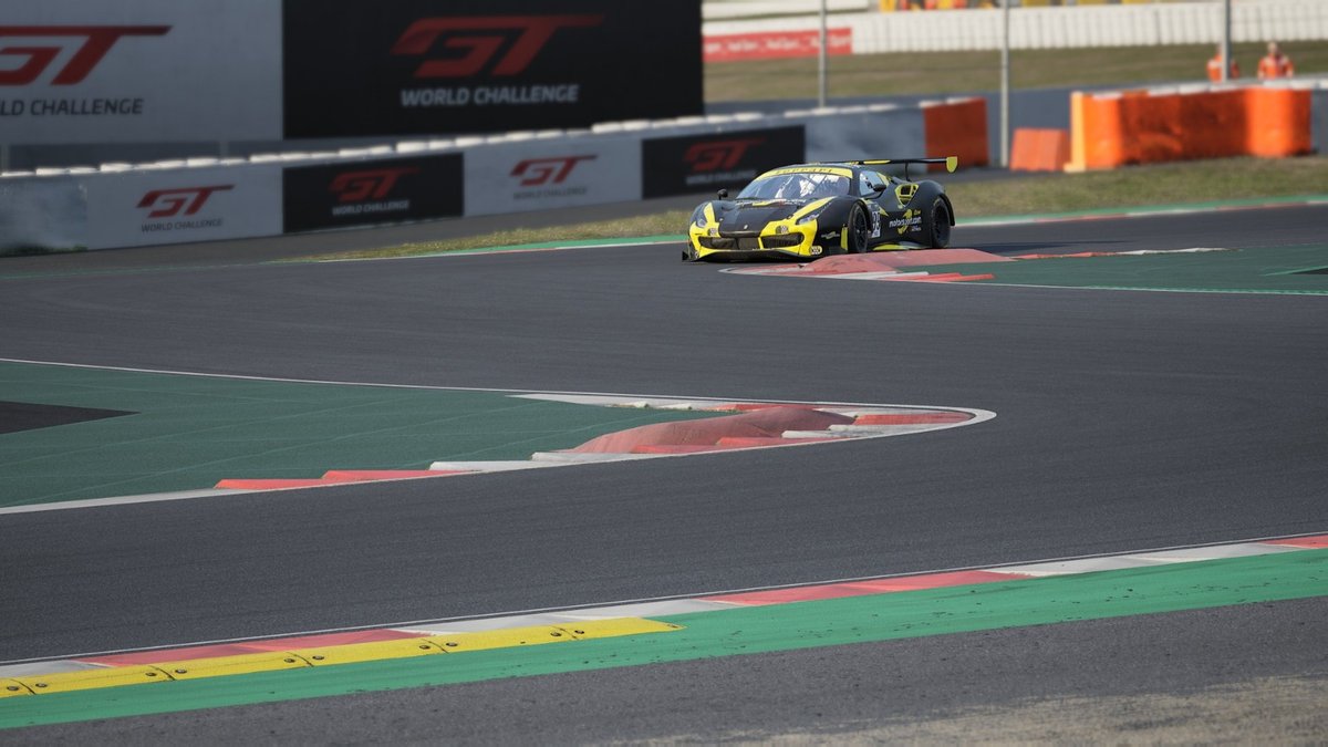 Motorsport.com eTeam Powered by MindTrick