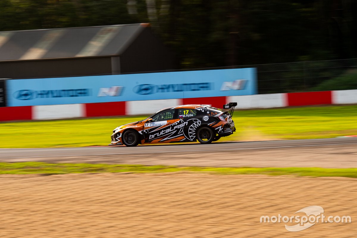Martin Ryba, Brutal Fish Racing Team, Honda Civic Type R TCR