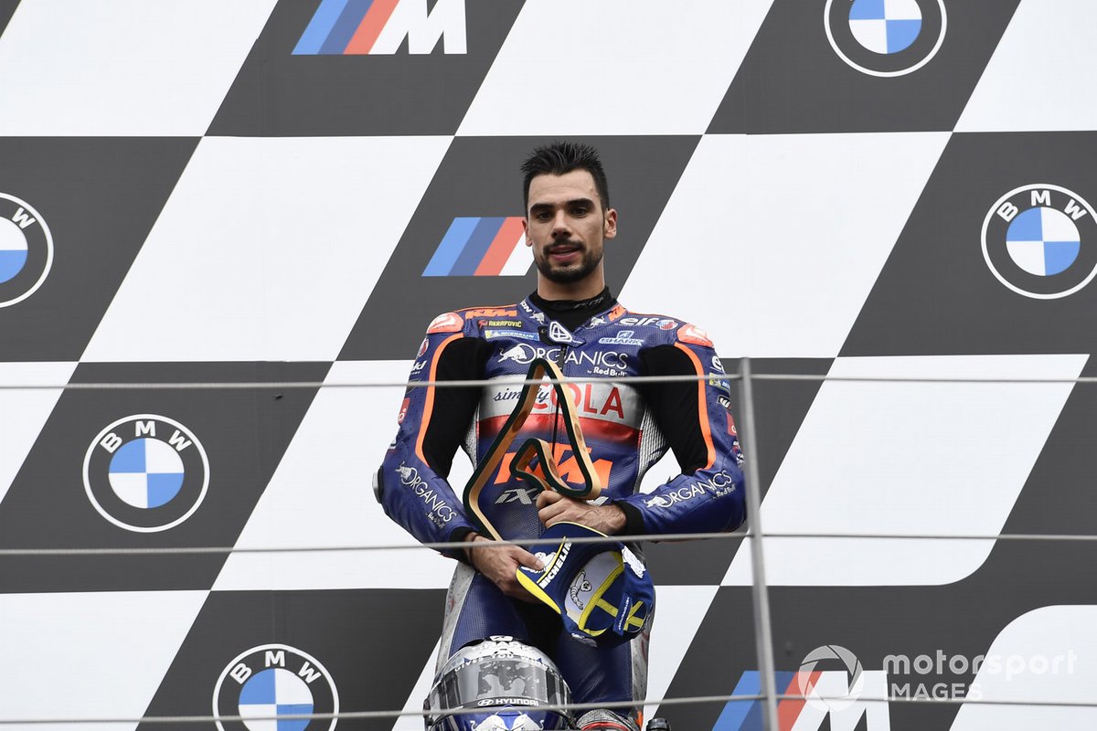 Miguel Oliveira, Red Bull KTM Tech 3 vince la gara