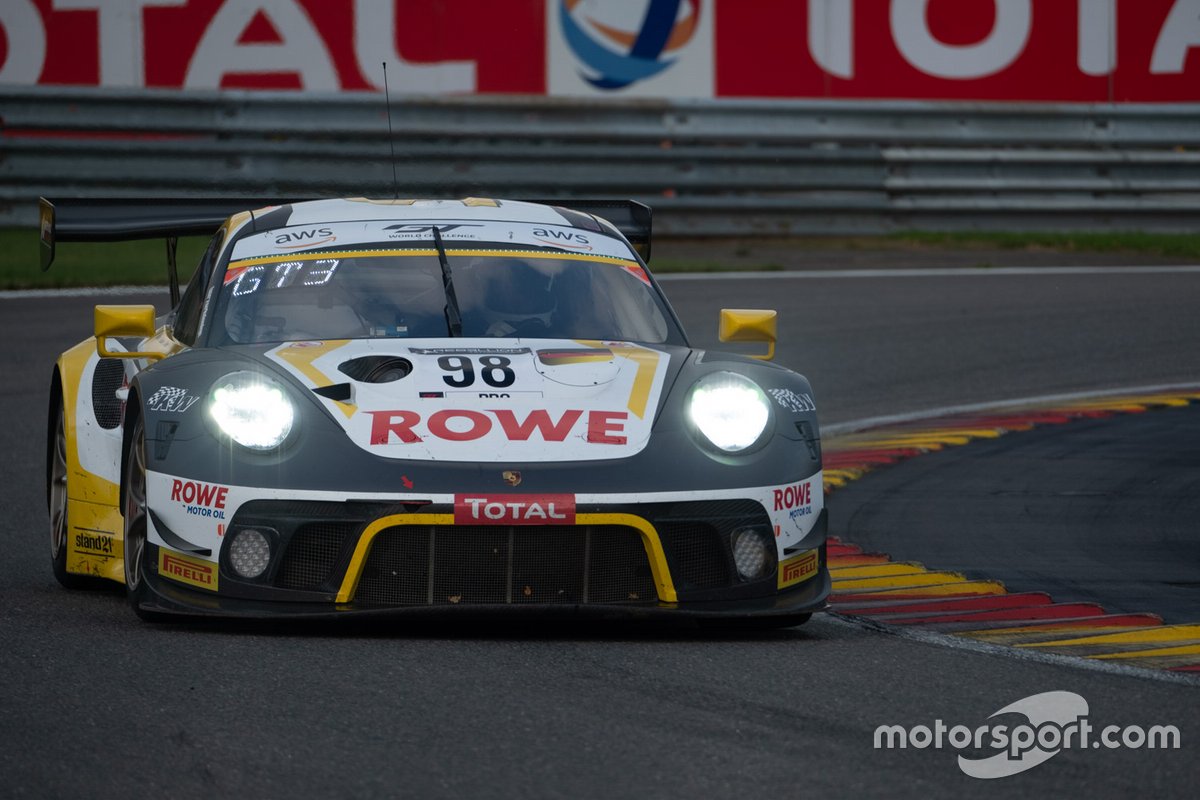 #98 ROWE Racing Porsche 911 GT3-R: Nick Tandy, Earl Bamber, Laurens Vanthoor