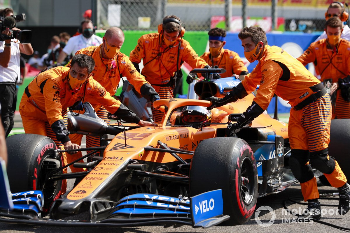 Carlos Sainz Jr., McLaren MCL35