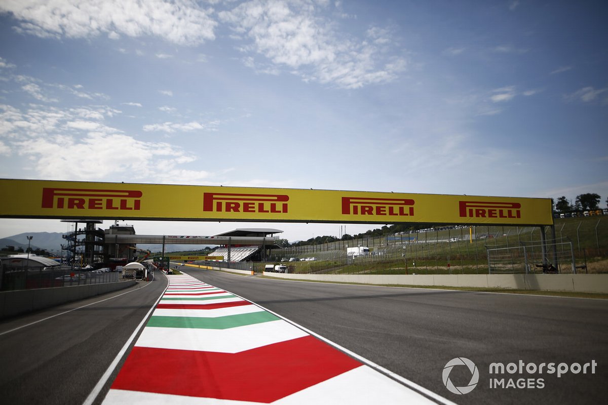 Logo Pirelli