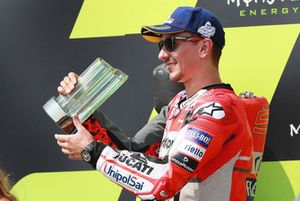 Podio: il secondo classificato Jorge Lorenzo, Ducati Team