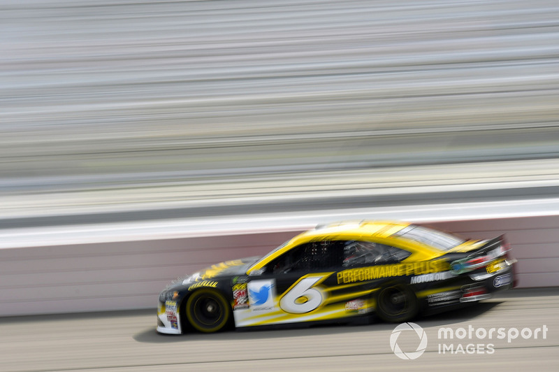 Matt Kenseth, Roush Fenway Racing, Ford Fusion Performance Plus Motor Oil