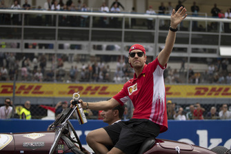 Sebastian Vettel, Ferrari on drivers parade