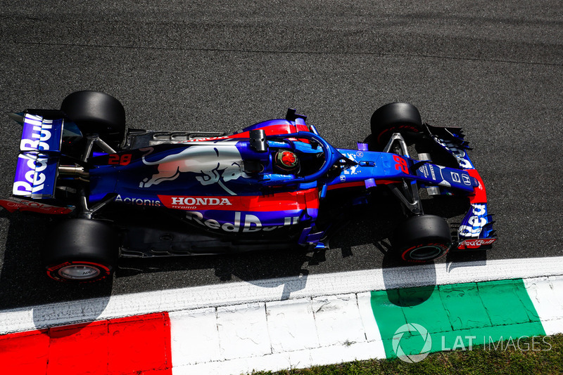 16: Brendon Hartley, Toro Rosso STR13, 1'21.934