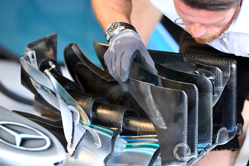Mercedes AMG F1 W09