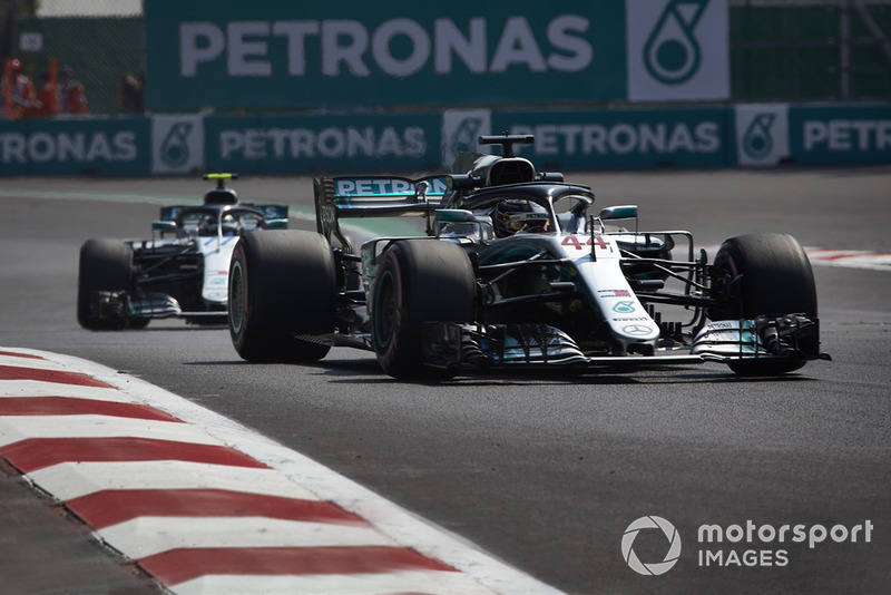 Lewis Hamilton, Mercedes AMG F1 W09 EQ Power+, Valtteri Bottas, Mercedes AMG F1 W09 EQ Power+