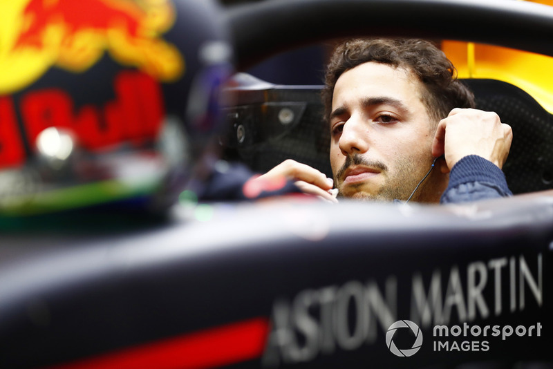 Ricciardo bedankt Red Bull voor de race op geheel eigen wijze