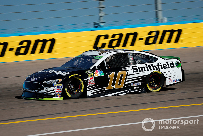 18. Aric Almirola, Stewart-Haas Racing, Ford Fusion Smithfield