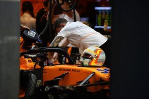 Carlos Sainz Jr., McLaren MCL33