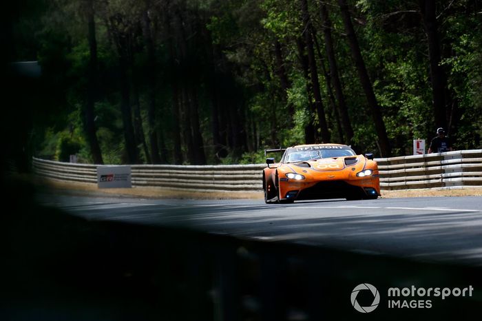 #25 ORT by TF Aston Martin Vantage AMR de Ahmad Al Harthy, Michael Dinan, Charlie Eastwood