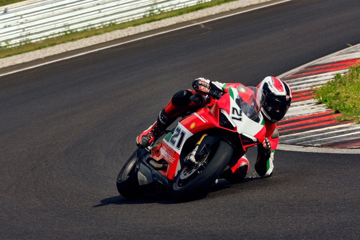 Ducati Panigale V2 Bayliss