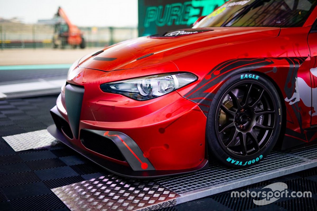Alfa Romeo Giulia ETCR, Romeo Ferraris