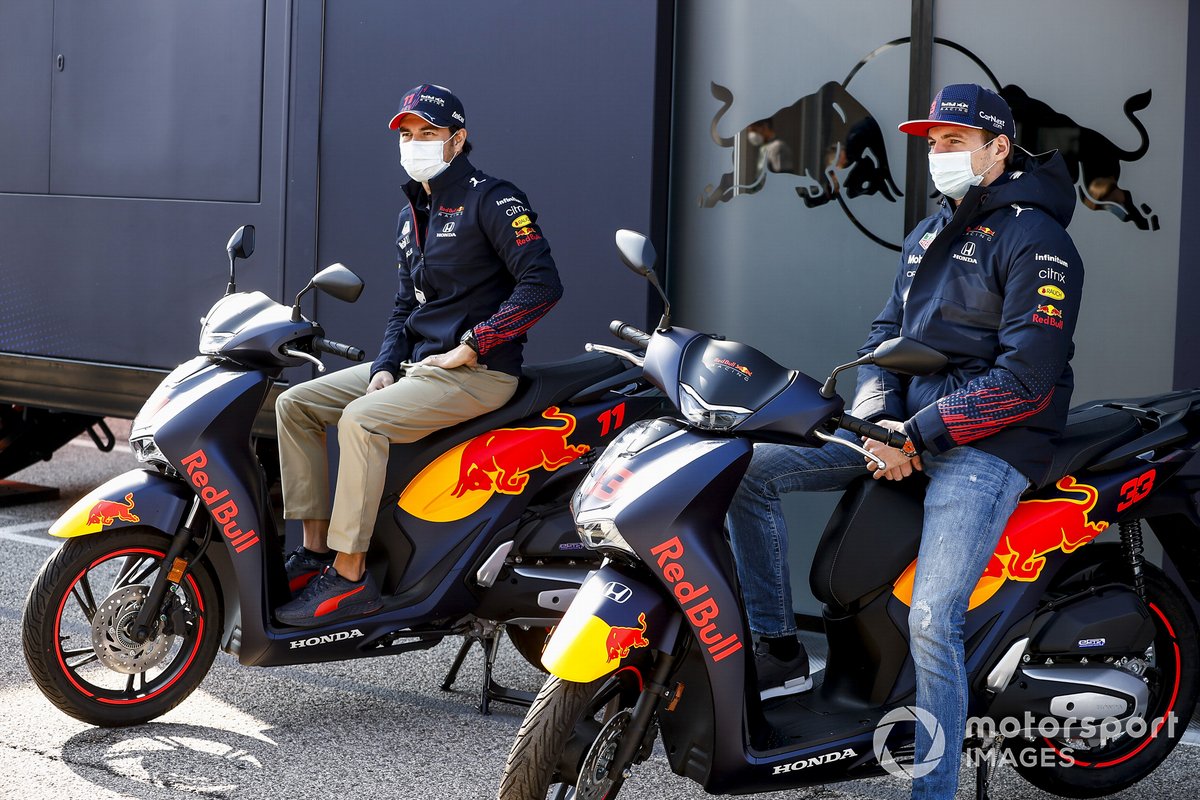 Max Verstappen, Red Bull Racing y Sergio Pérez, Red Bull Racing