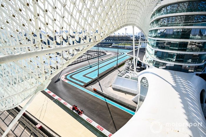 Robert Shwartzmann, Ferrari SF1000 