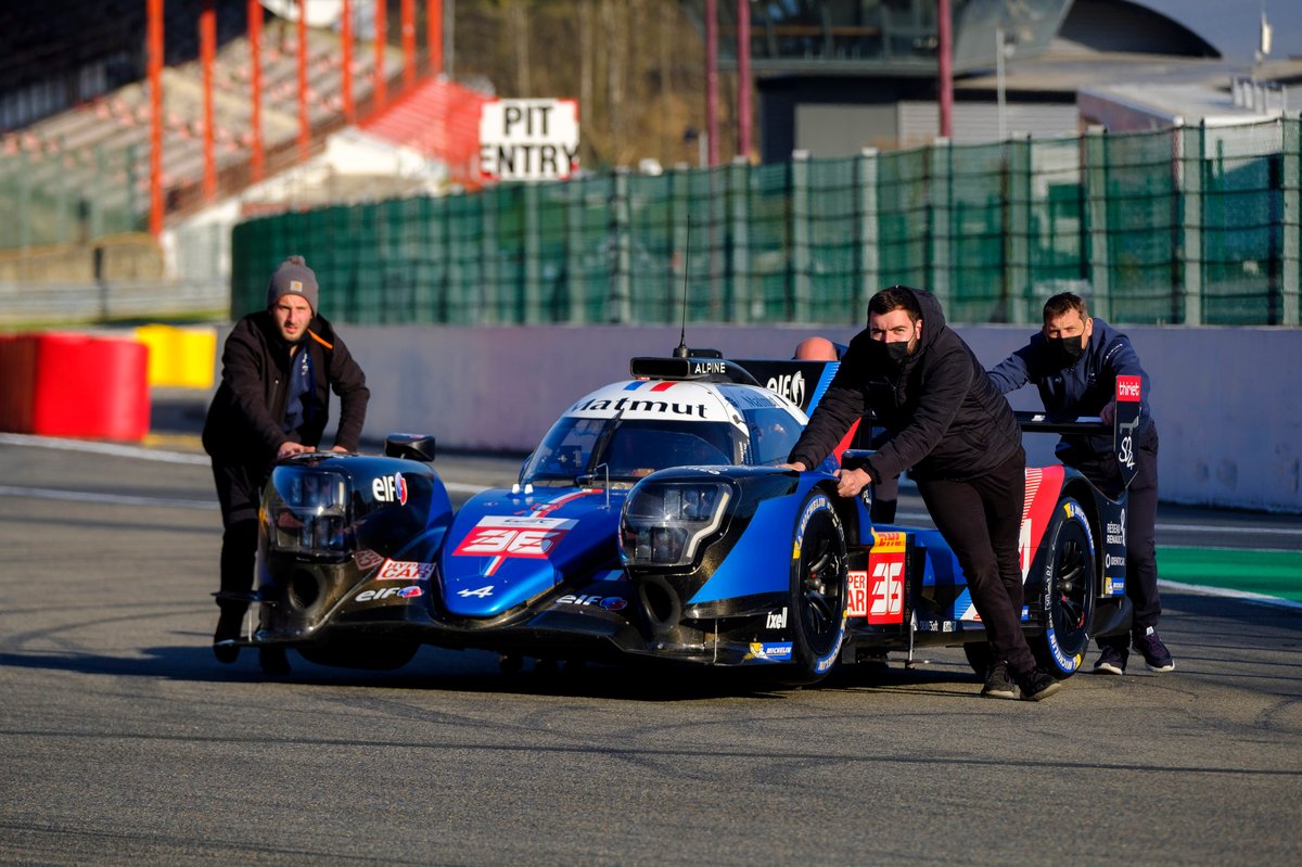 #36 Alpine Elf Matmut Alpine A480 - Gibson: André Negrão, Nicolas Lapierre, Matthieu Vaxiviere