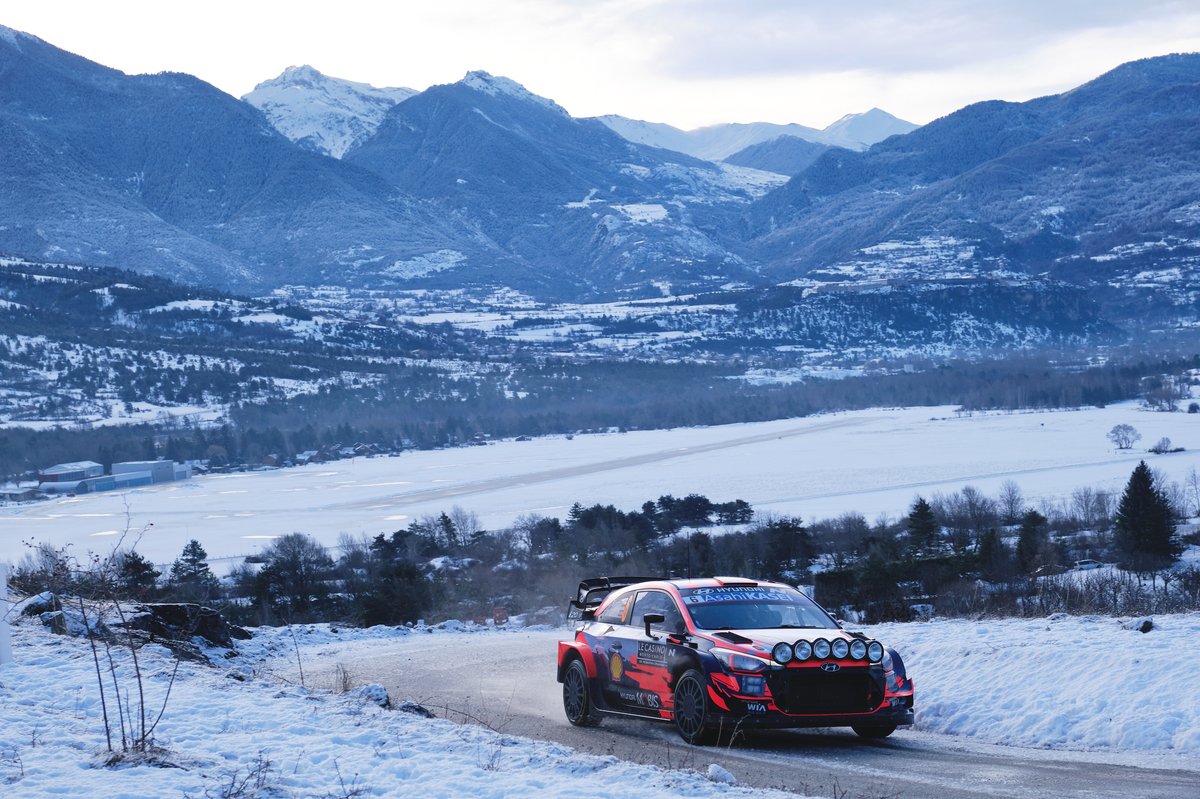 Dani Sordo, Carlos Del Barrio, Hyundai Motorsport Hyundai i20 Coupe WRC