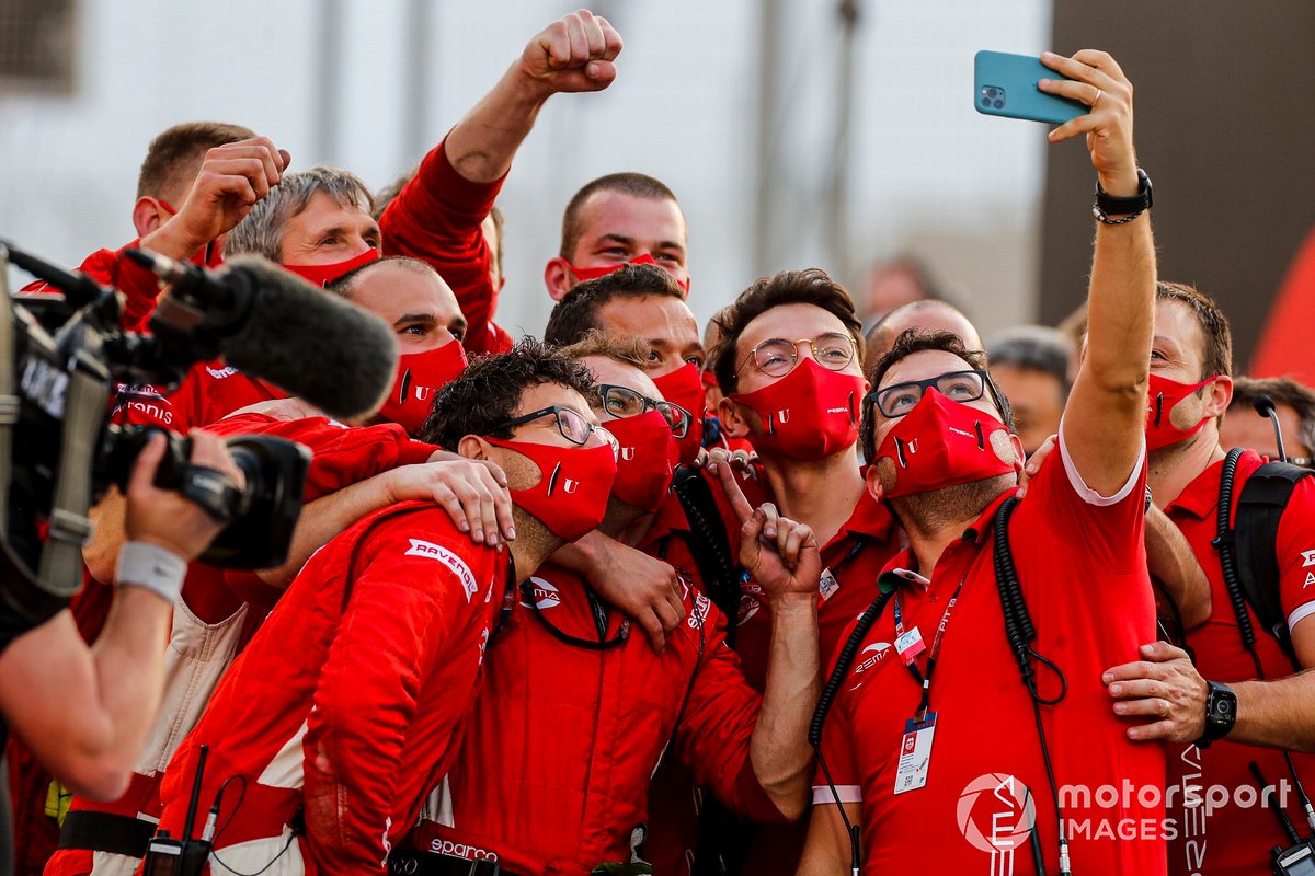 F2 Champion Mick Schumacher, Prema Racing festeggia al Parc Ferme