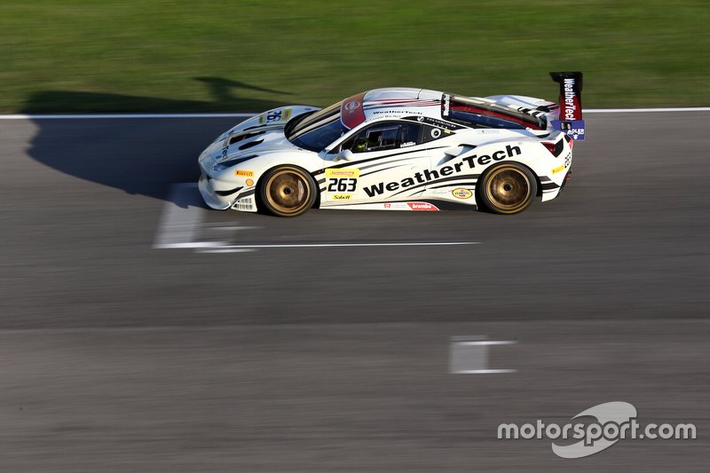 #263 Ferrari 488 Challenge, Ferrari Westlake: Cooper MacNeil