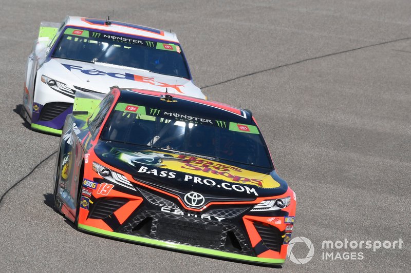 Martin Truex Jr., Joe Gibbs Racing, Toyota Camry Bass Pro Shops, Denny Hamlin, Joe Gibbs Racing, Toyota Camry FedEx Express