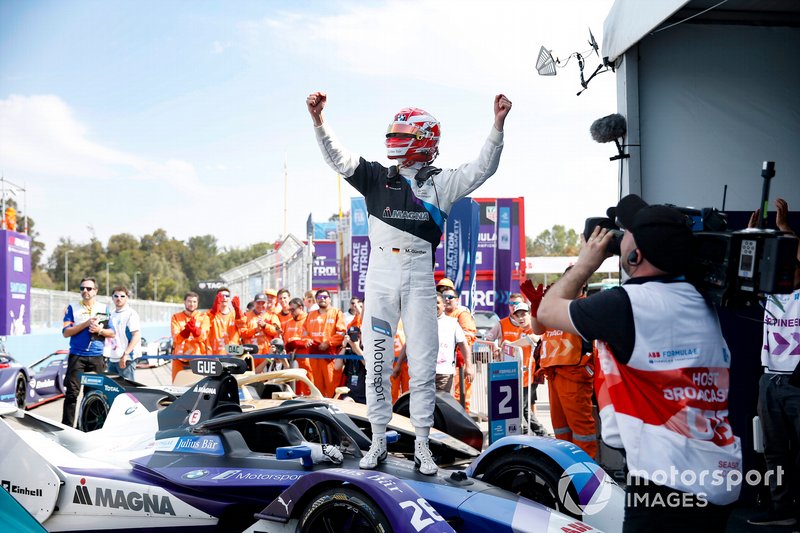 Ganador de la carrera Maximilian Günther, BMW I Andretti Motorsports, BMW iFE.20