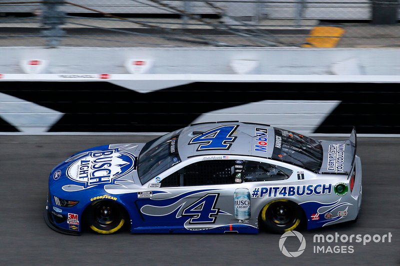 Kevin Harvick, Stewart-Haas Racing, Ford Mustang Busch Light PIT4BUSCH