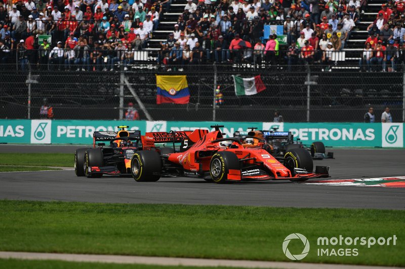 Sebastian Vettel, Ferrari SF90, precede Alexander Albon, Red Bull RB15
