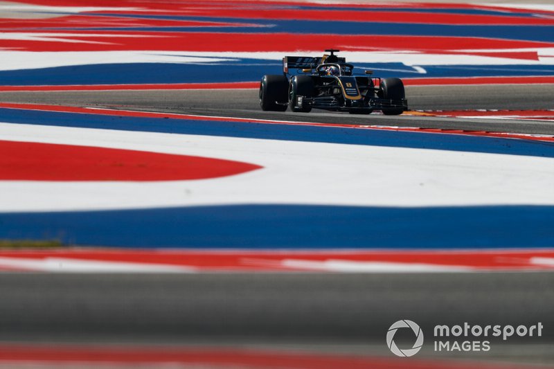 15: Romain Grosjean, Haas F1 Team VF-19, 1'34.158