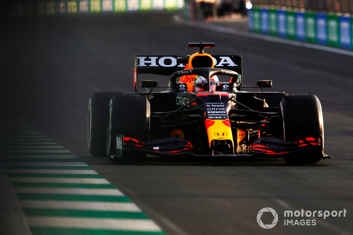 Max Verstappen, Red Bull Racing RB16B