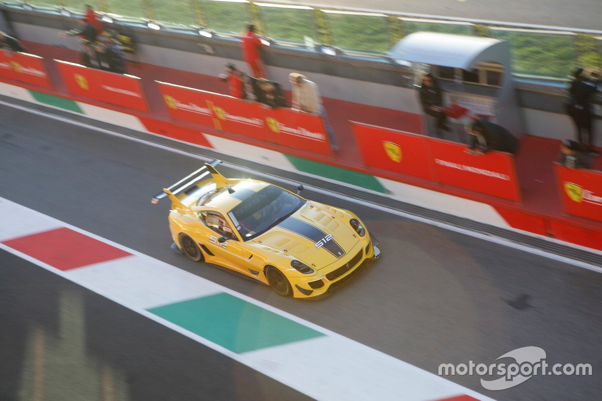 Ferrari 599