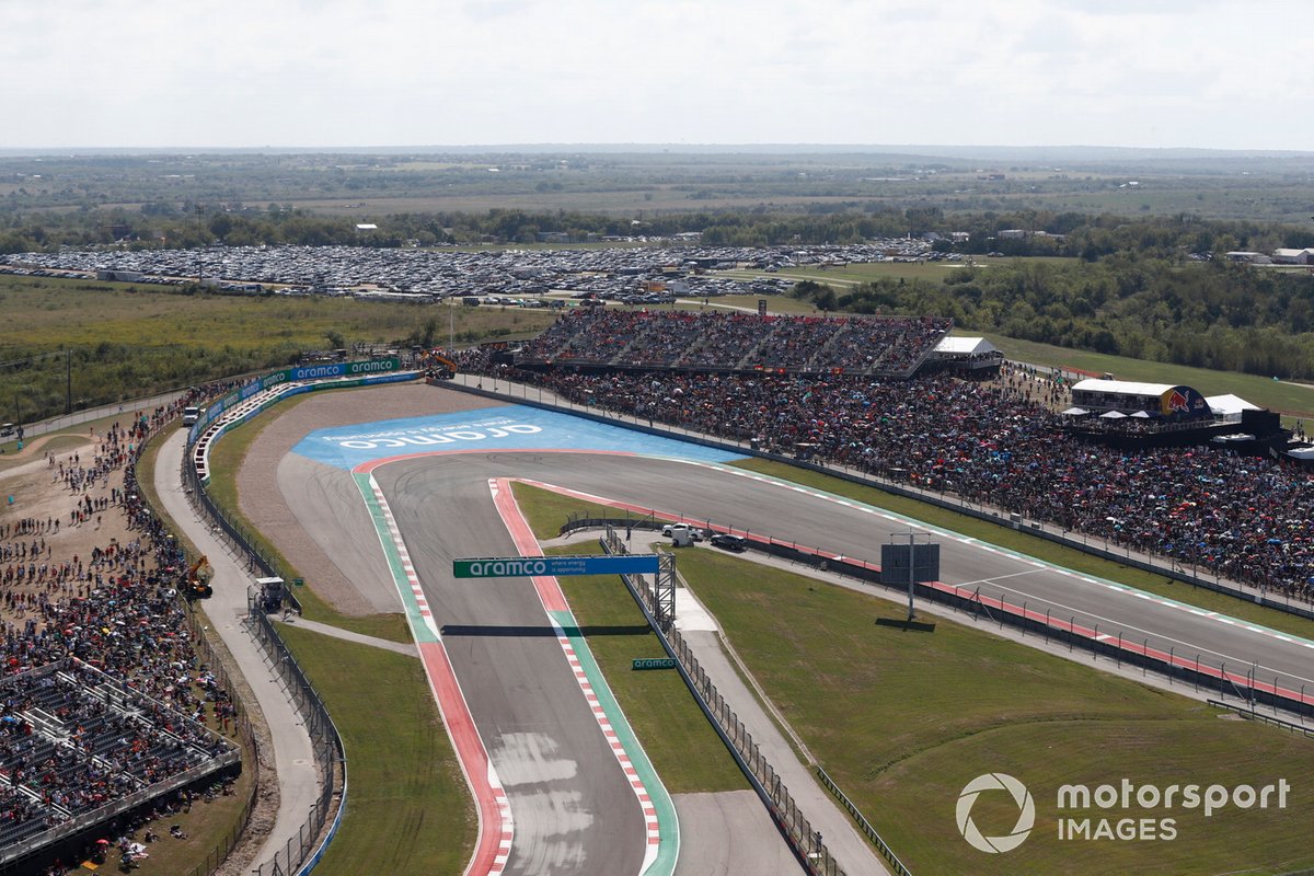 Una vista del circuito desde la torre de observación
