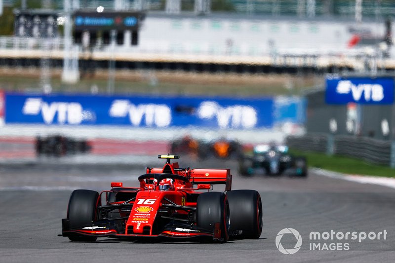 Charles Leclerc, Ferrari SF90, Lewis Hamilton, Mercedes AMG F1 W10