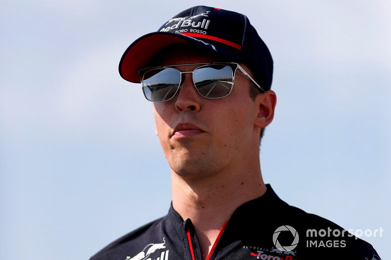 Daniil Kvyat, Toro Rosso walks the track