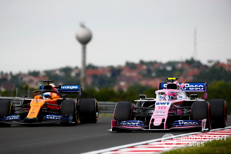 Lance Stroll, Racing Point RP19, y Carlos Sainz Jr., McLaren MCL34