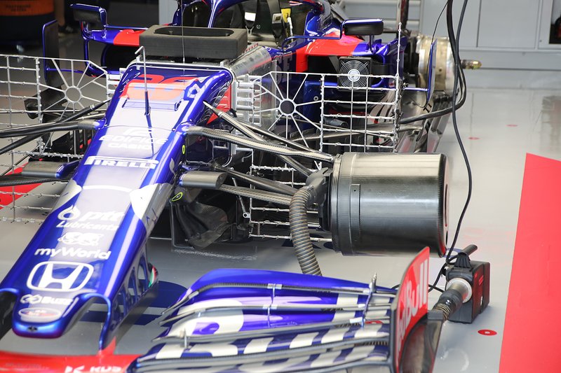 Toro Rosso STR14 with sensors