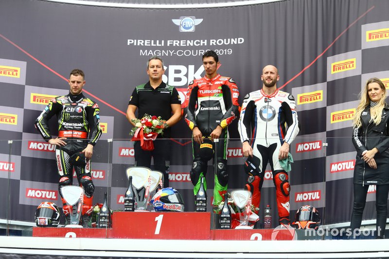 Podium: 1. Toprak Razgatlioglu, 2. Jonathan Rea, 3. Tom Sykes