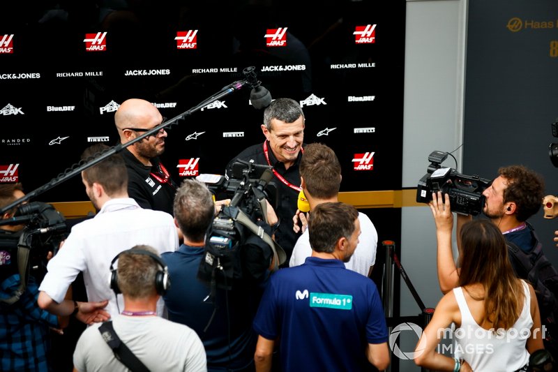 Guenther Steiner, Team Principal, Haas F1 Team speaks to the media