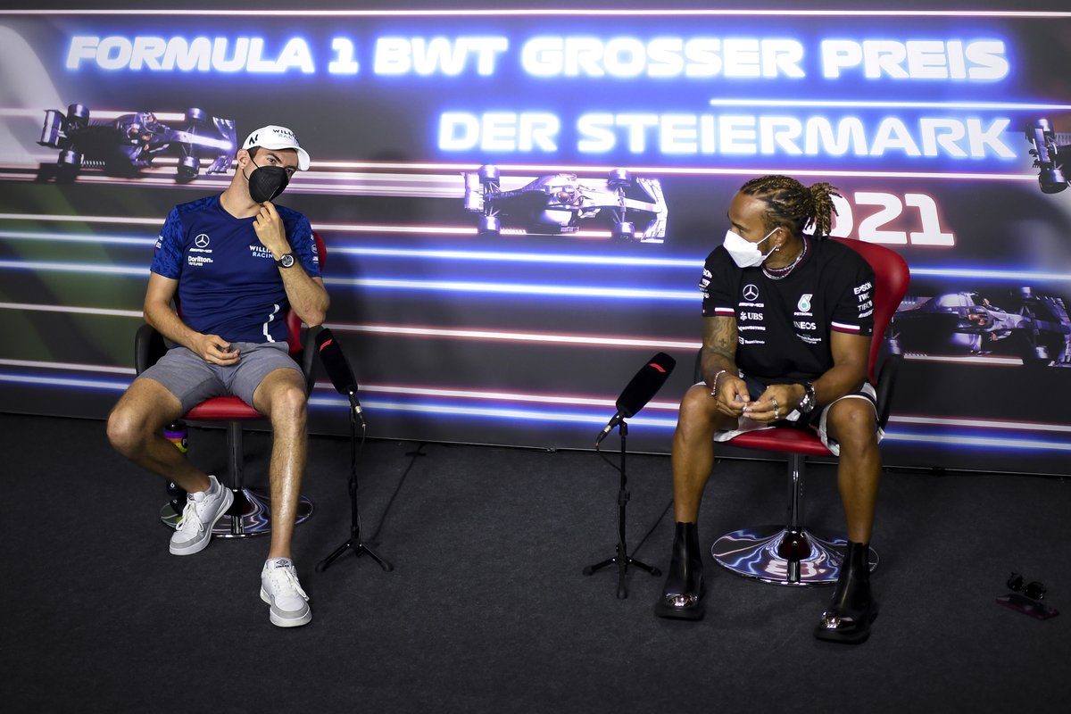 Nicholas Latifi, Williams, Lewis Hamilton, Mercedes en la conferencia de prensa