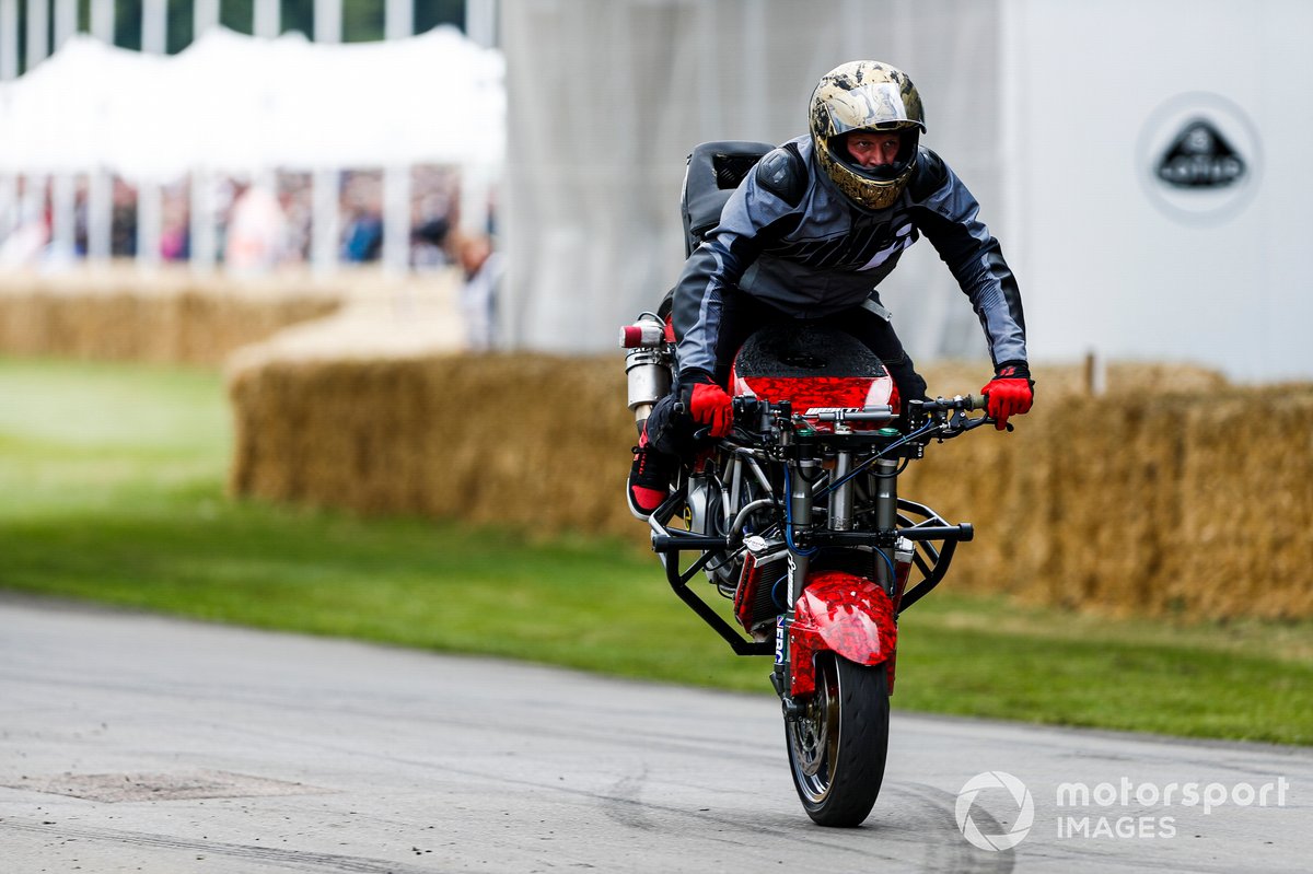 Terry Grant Stunts