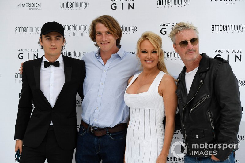 Freddie Hunt y Eddie Irvine en el Amber Lounge Fashion Show