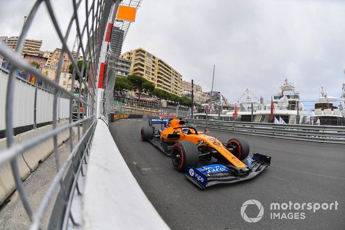 Carlos Sainz Jr., McLaren MCL34