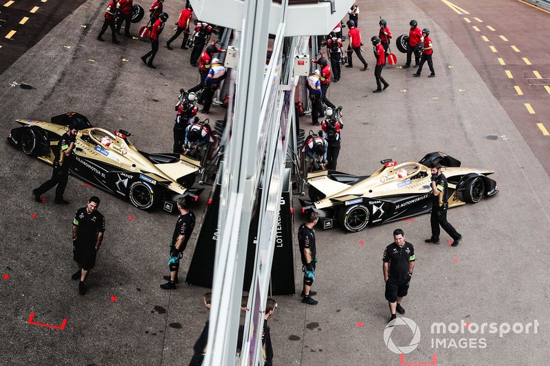 Jean-Eric Vergne, DS TECHEETAH, DS E-Tense FE19 exits the garage