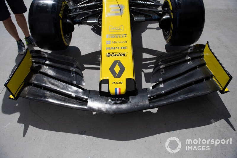 Renault R.S.19: Frontflügel