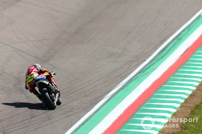Leon Camier, Honda WSBK Team