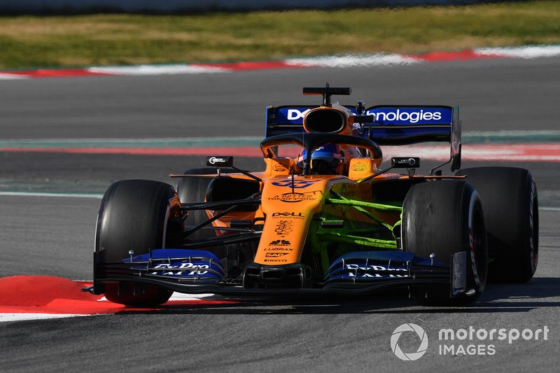 Carlos Sainz Jr., McLaren MCL34 con parafina